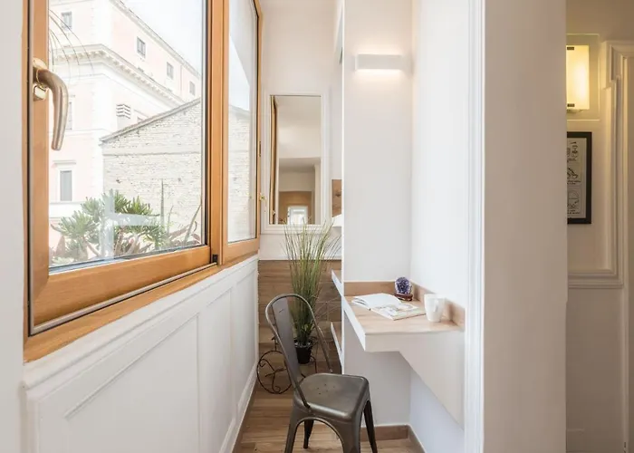 The Rent - Elegant Three-bedroom A Few Steps From Fontana Di Trevi Apartamento *