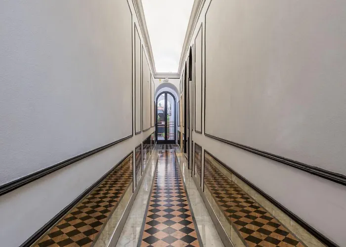 Apartamento The Rent - Elegant Three-bedroom A Few Steps From Fontana Di Trevi *