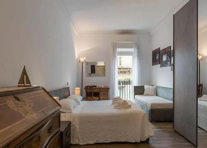 The Rent - Elegant Three-bedroom A Few Steps From Fontana Di Trevi Apartamento