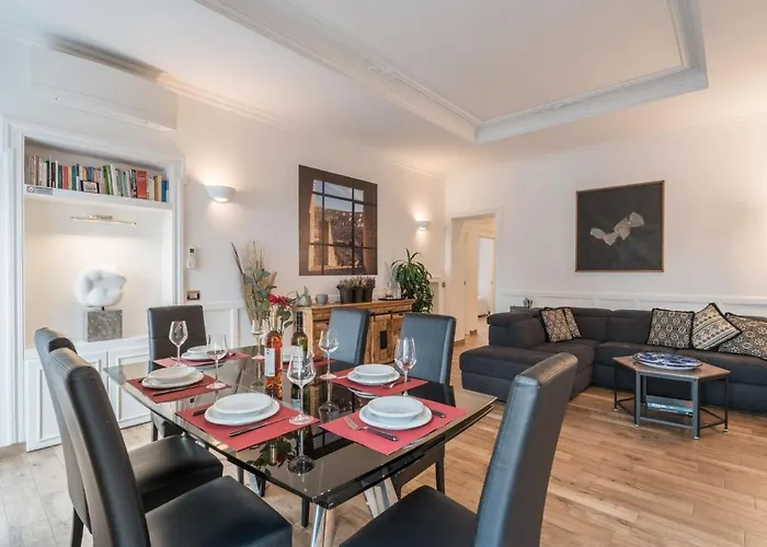 Apartamento The Rent - Elegant Three-bedroom A Few Steps From Fontana Di Trevi