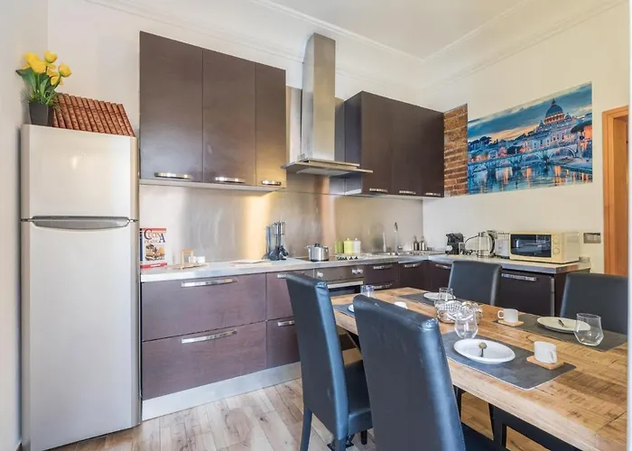The Rent - Elegant Three-bedroom A Few Steps From Fontana Di Trevi Apartamento Roma